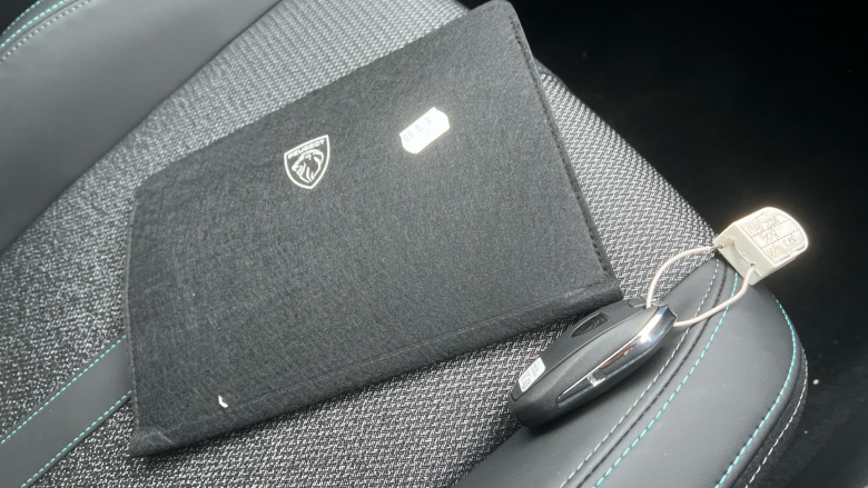 Peugeot 308 1.2 Hybrid 136 Allure 5dr e-DSC6 Petrol Hatchback